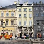 Daire сучасна на площі ринок 3 після ремонту у місті львові самий центер *