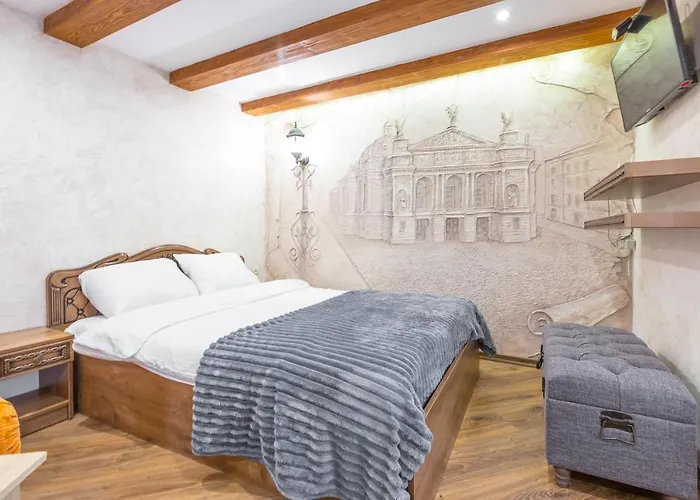 сучасна на площі ринок 3 після ремонту у місті львові самий центер Apartamento