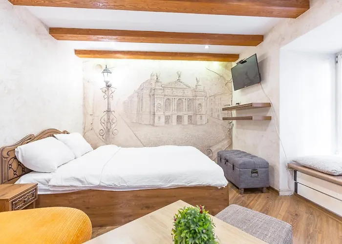 Apartamento сучасна на площі ринок 3 після ремонту у місті львові самий центер *